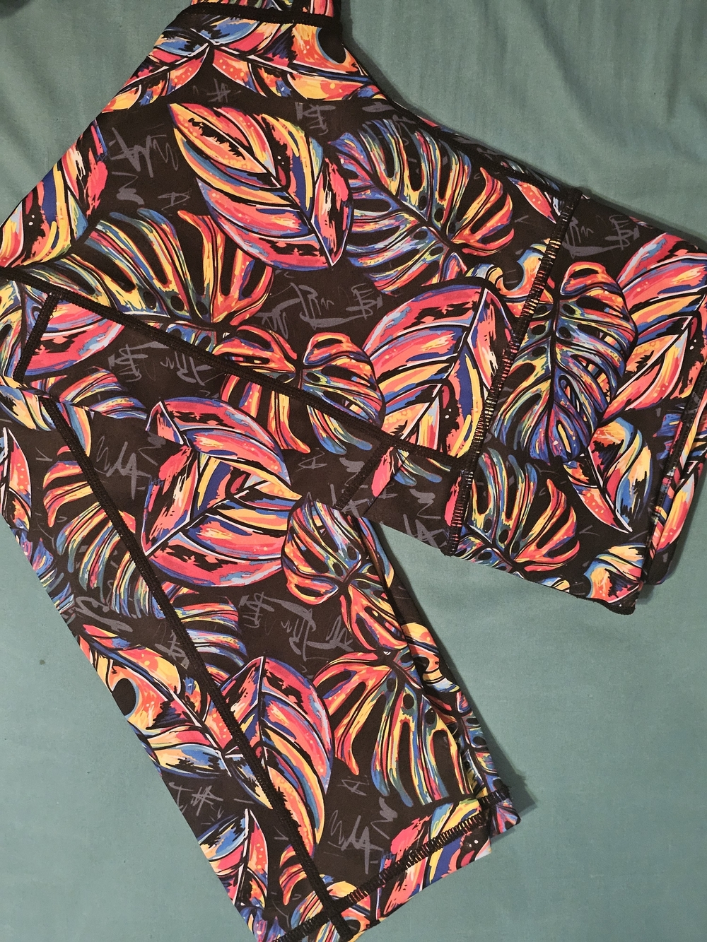 Constantly Varied Gear (CVG) Tropic Like Its Hot Capris - Medium